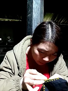 quynhkoolbae on StripChat