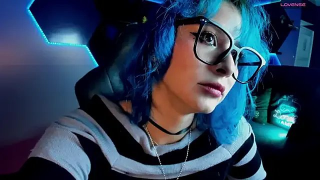 Ramona_Flower on StripChat