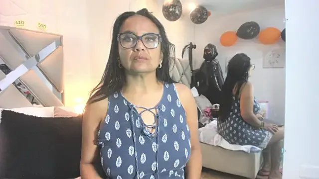 raquell_moore on StripChat