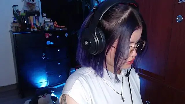 Raventh_ on StripChat