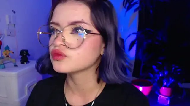 Raventh_ on StripChat