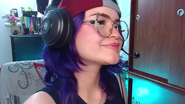 Raventh_ on StripChat