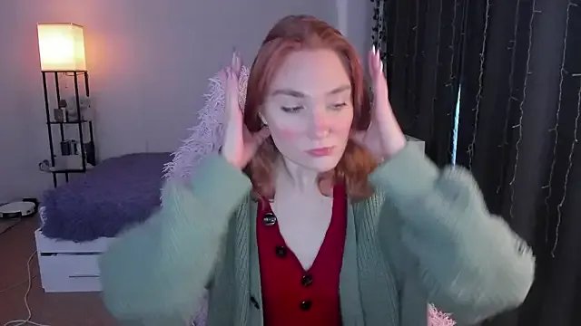 ReddHotPipper — TitsPlay Closeup :inlove: