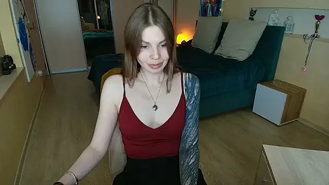 ReginaSparkle on StripChat