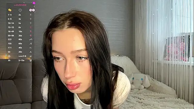 RendaBaatz — Squeeze my ass hard