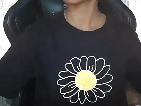 Richa_Patel on StripChat