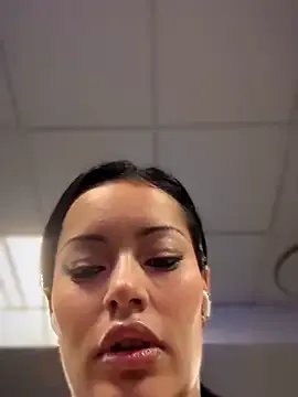 Risky_Workouts —  NAKED SQUIRT SHOW TS