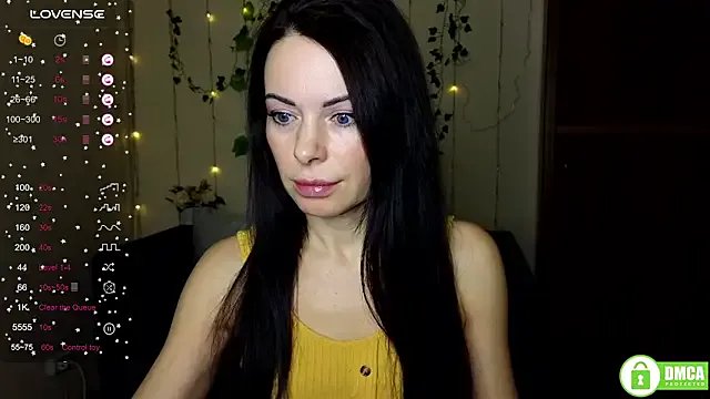Rita_lovvylyou on StripChat