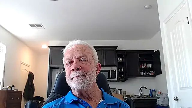 rockpoint69 on StripChat