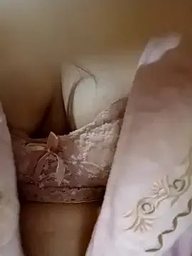 Romayssaa on StripChat