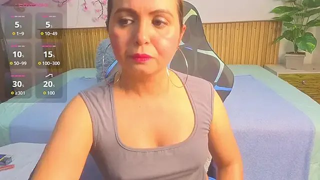 rose_meyer on StripChat