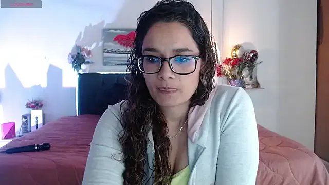 Rose_Thompson1 on StripChat