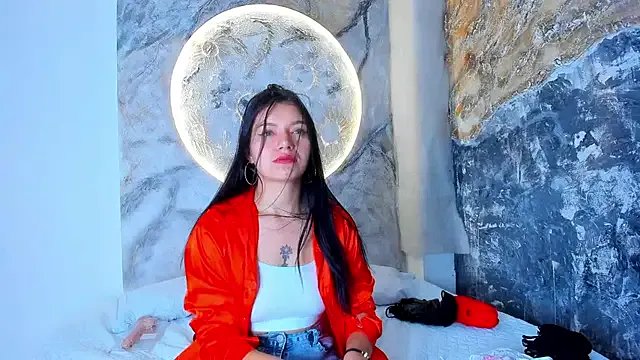 RoxanaBorns_ on StripChat