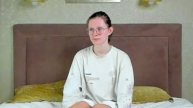 RoxyHerena on StripChat