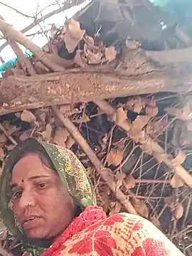 Rubi12A on StripChat