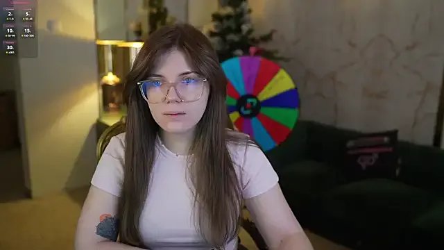 Runa_054 on StripChat