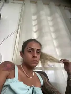 sabrinaneves — Gozada com consolo e vibrador