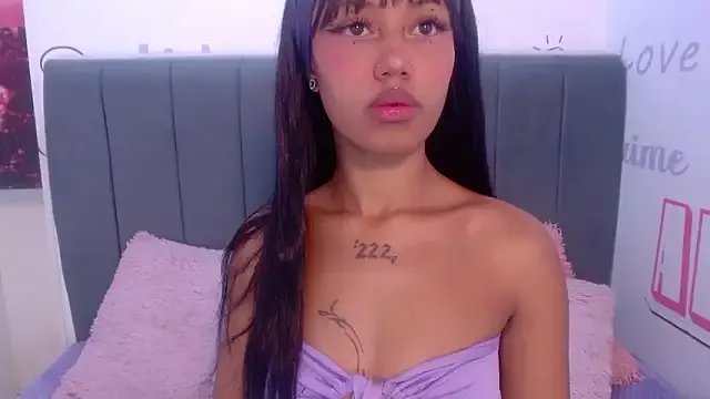 SachaBratz on StripChat