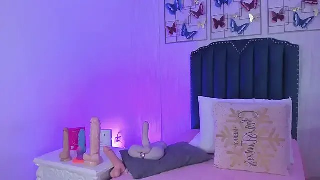 samara_warren on StripChat