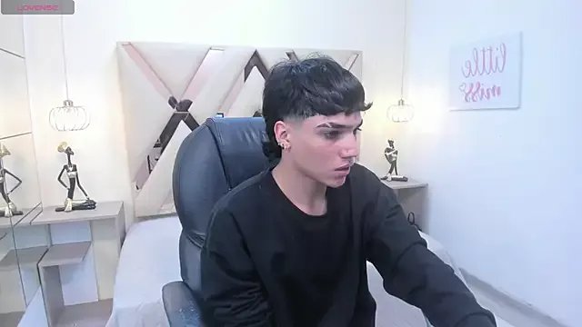 SamBlack_ on StripChat