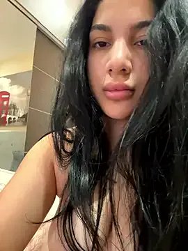 Samira30 on StripChat