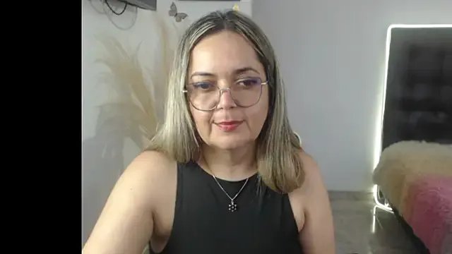 samy_vsn on StripChat