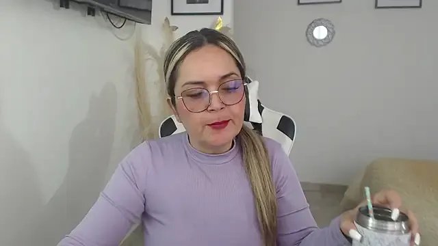 samy_vsn on StripChat