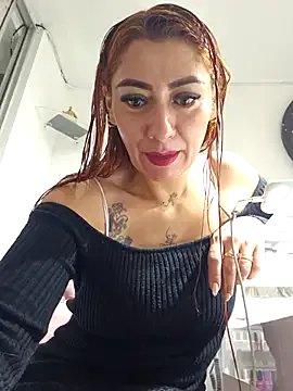 sandy_y — Out panty + open pussy in spa 