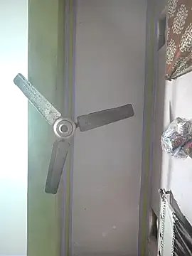 sanu_07 on StripChat