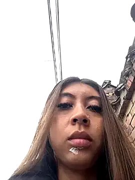 Sara-cooper2 on StripChat