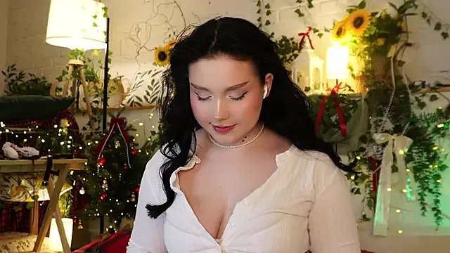 ScarletBlaze on StripChat