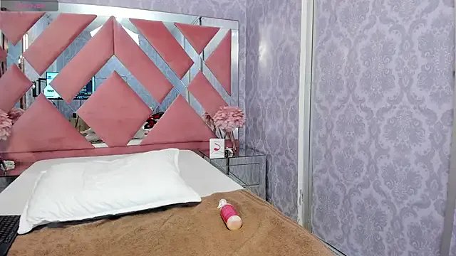 Sensual_shannell on StripChat