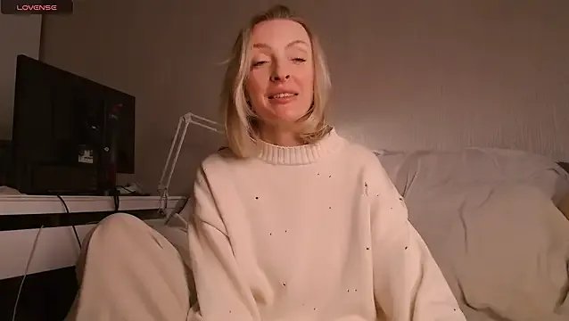 sexuallycorrecte on StripChat