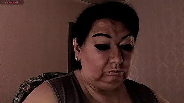 SexxyDreams1 — air kiss