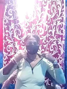 Sexy_Ruby04 on StripChat