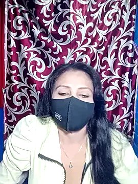 Sexy_Ruby04 on StripChat