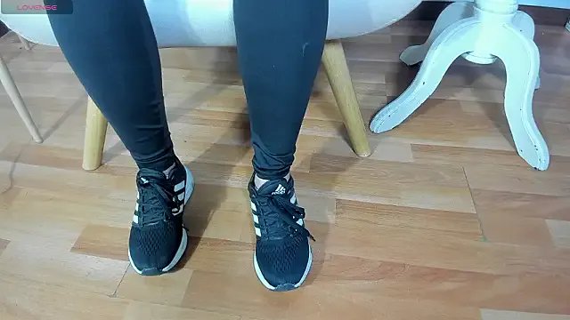 Shantal__G — sniff