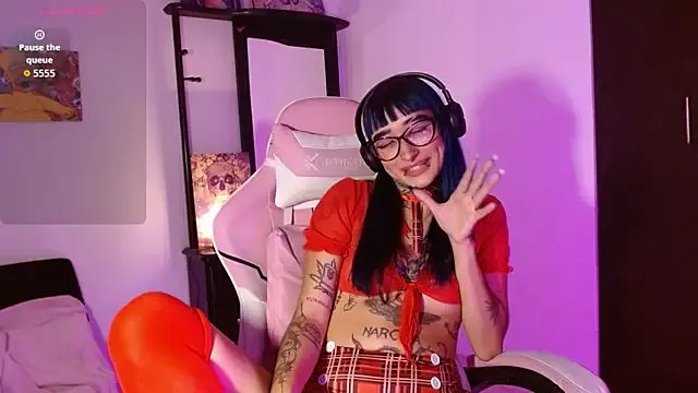 SharaRoss1 on StripChat