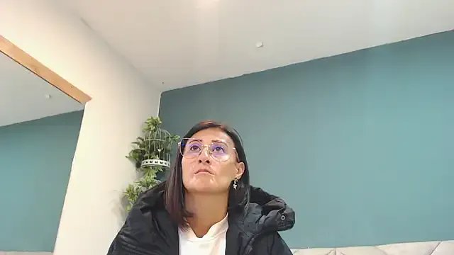 SharisWillian on StripChat