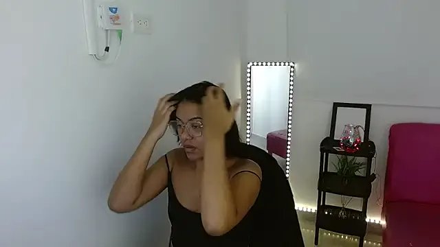 Shawnycarson on StripChat