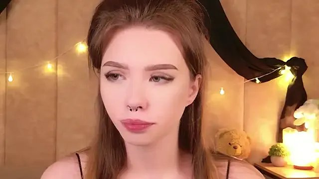 Sierra_Fane on StripChat