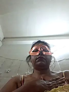 SIMIHOT on StripChat