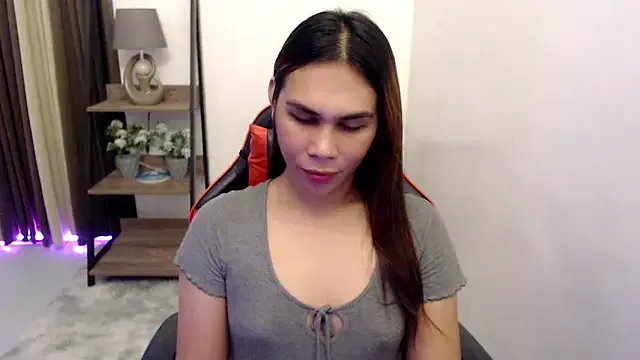 Simple_aleah on StripChat