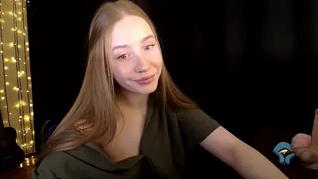 SindiWatsoon — be my Valentine and get a sexy video