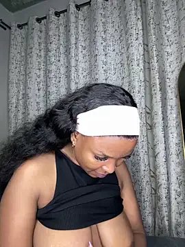 slimcateee on StripChat