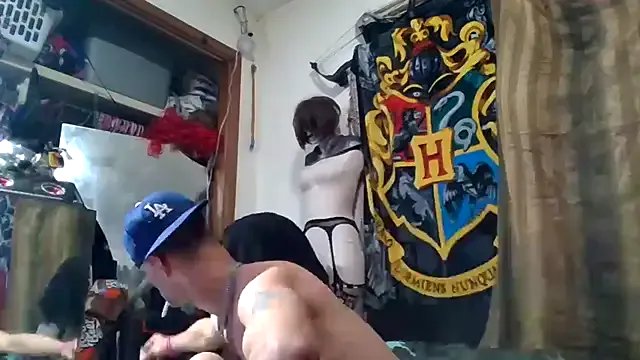 slinginbigD on StripChat