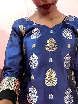 Small_Titss on StripChat