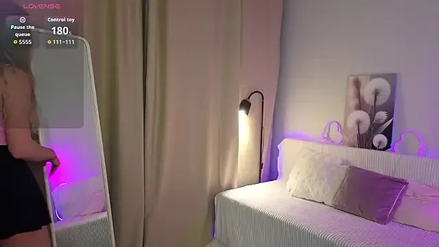 SmolCutie — LUSH CONTROL 10 MINUTES