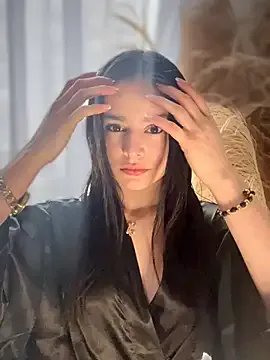 Sofi_Leal on StripChat