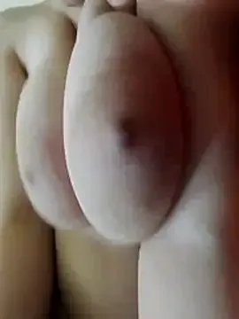 sofia_soso on StripChat